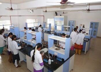 adhiyaman-arts-and-science-college-for-women-krishnagiri-science-colleges-tv3i3prxr1